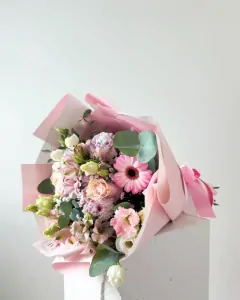 Pastelová kytice mix květin