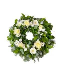 Smuteční věnec z bílých růží a chryzantém