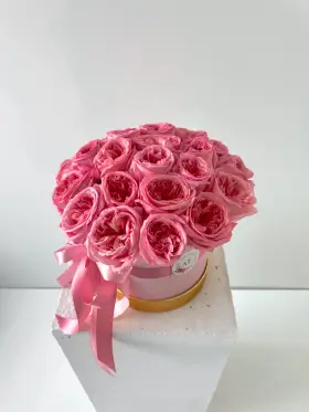 Flower Box s pivoňkovými růžemi