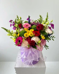 Flower box z barevných květin