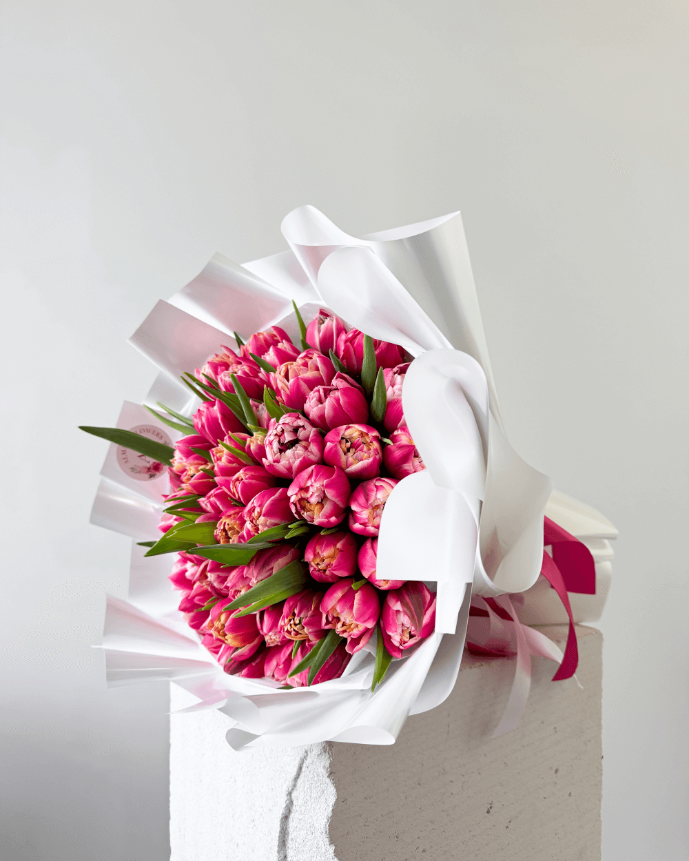 Kytice pivoňkových růžových tulipánů