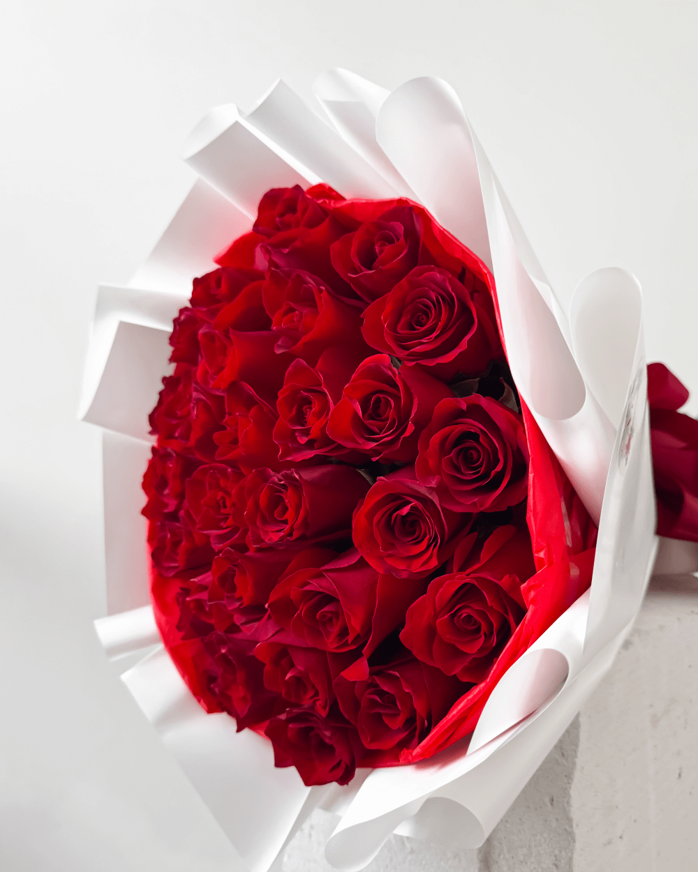 Luxusní kytice 31 červených růží 70cm