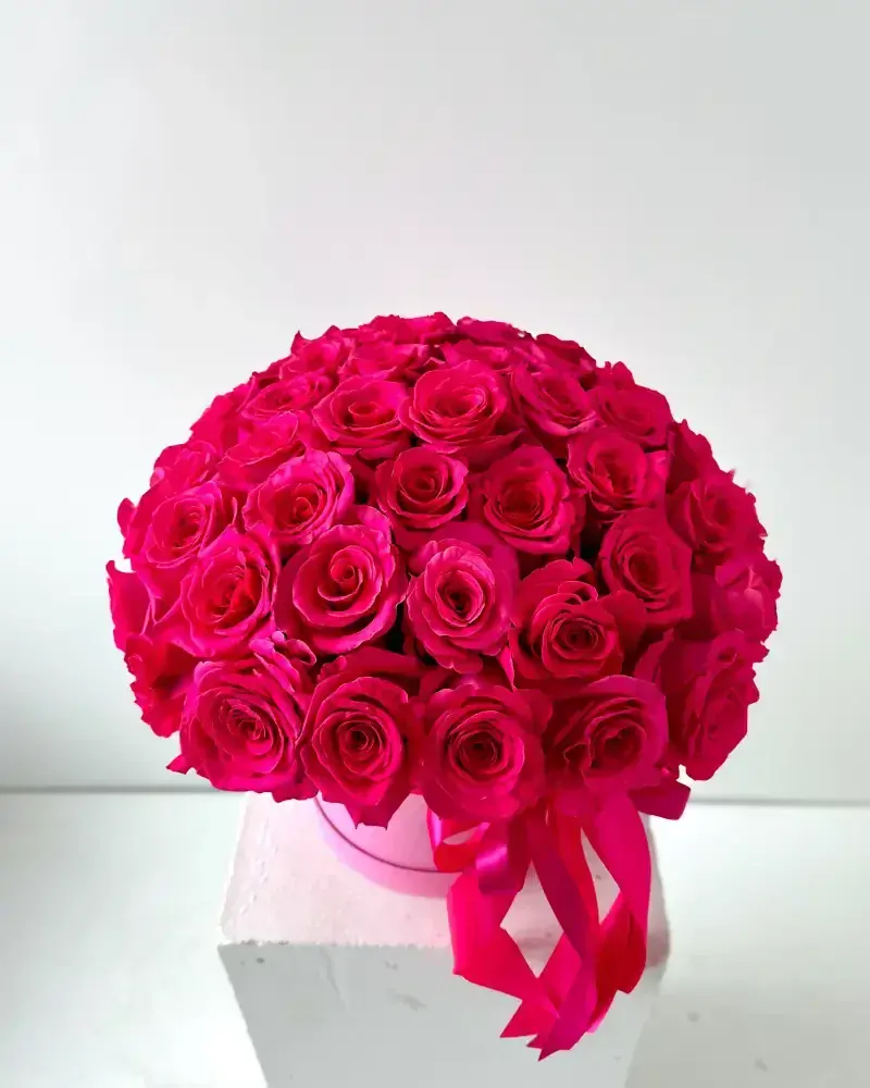 Flower Box s tmavě růžovými růžemi