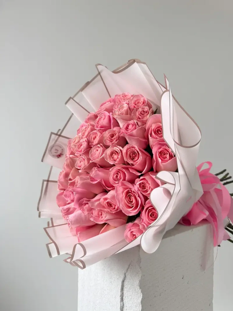 Kytice 51 růžových růží 70cm