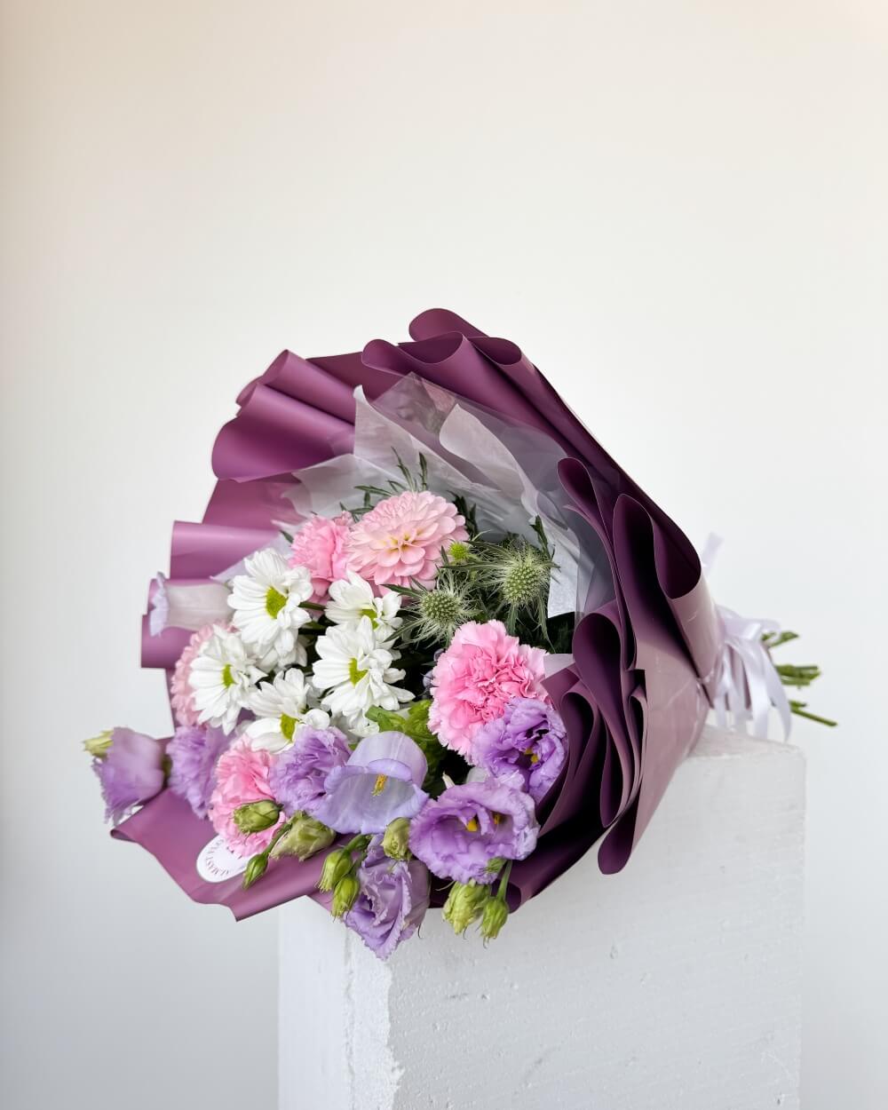 Růžovo fialová kytice pro radost