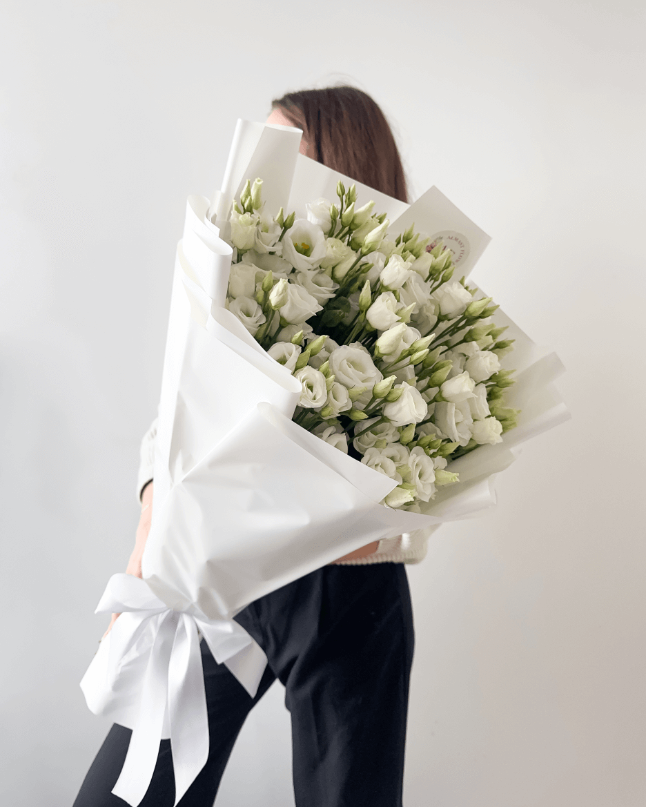 Kytice bílých eustom