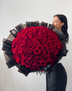 Luxusní kytice 101 červených růží 70cm