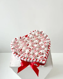 Sladký box Srdce Kinder a Raffaello